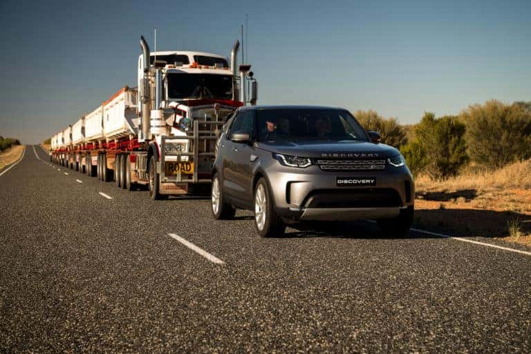 2017 Land Rover Discovery Offers Amazing Towing Capability