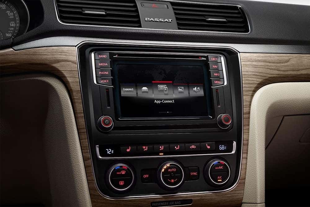 Volkswagen Passat Technology