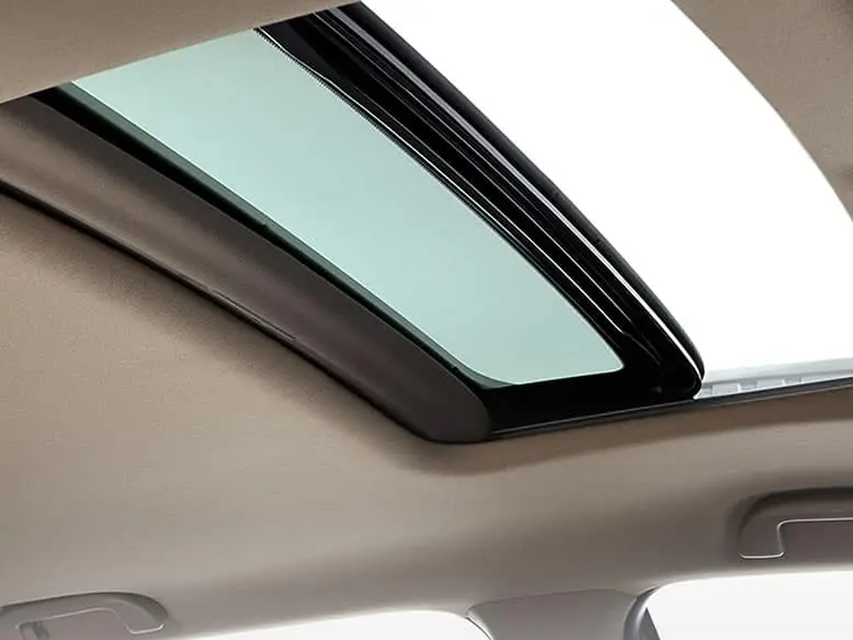 2021 Honda Pilot with one-touch power moonroof sunroof