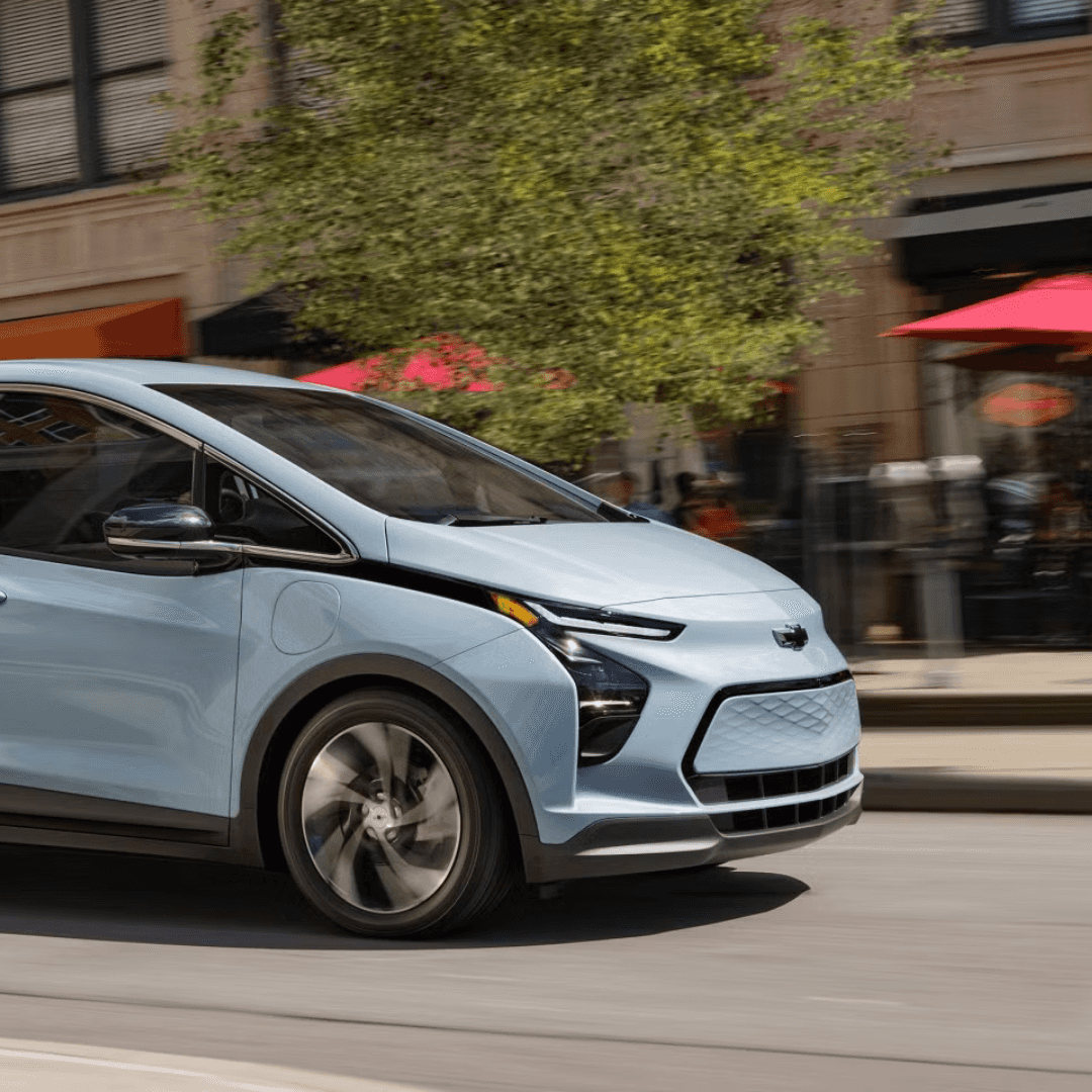 Chevy Bolt EV Driving in downtown