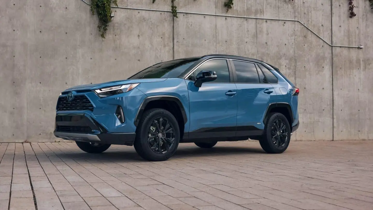 Comparing Trim Levels of the 2023 Toyota RAV 4 | Classic Toyota of Tyler