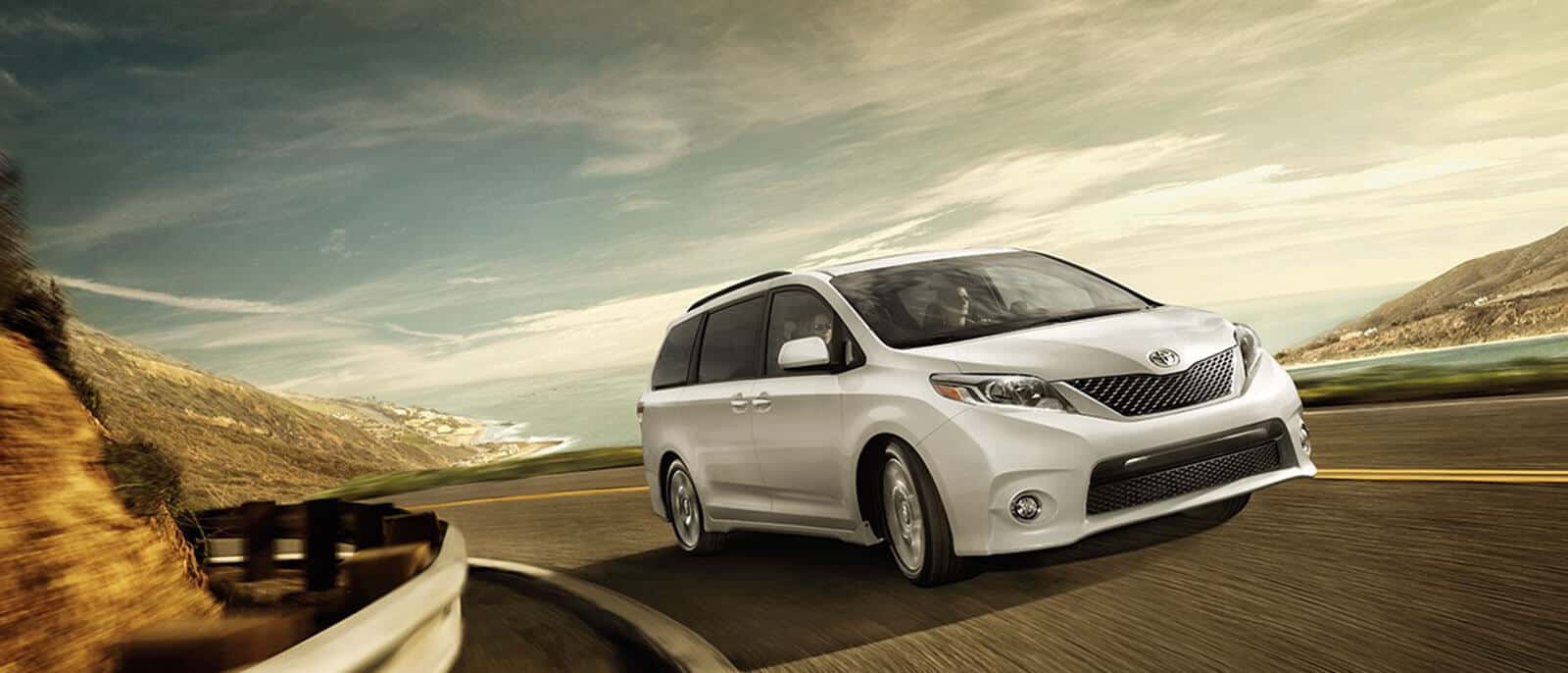 2016 toyota sienna minivan