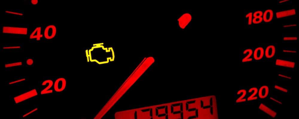 meaning of engine light on dashboard