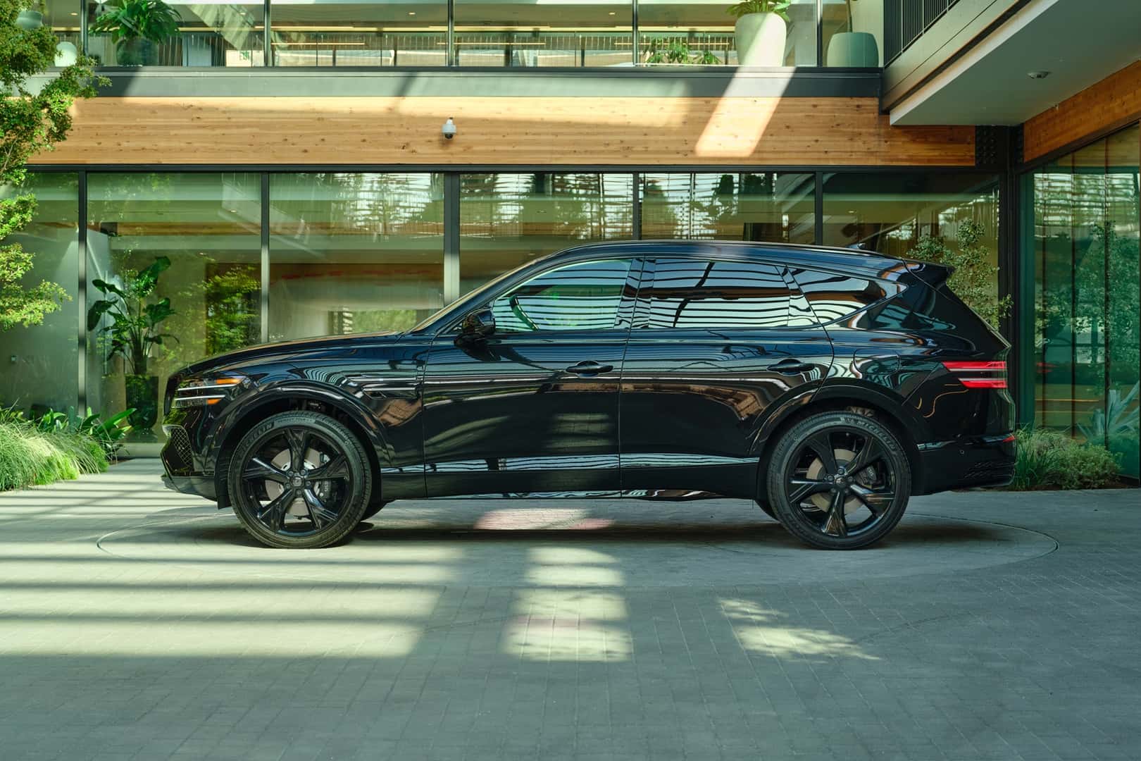 2027 Genesis GV80