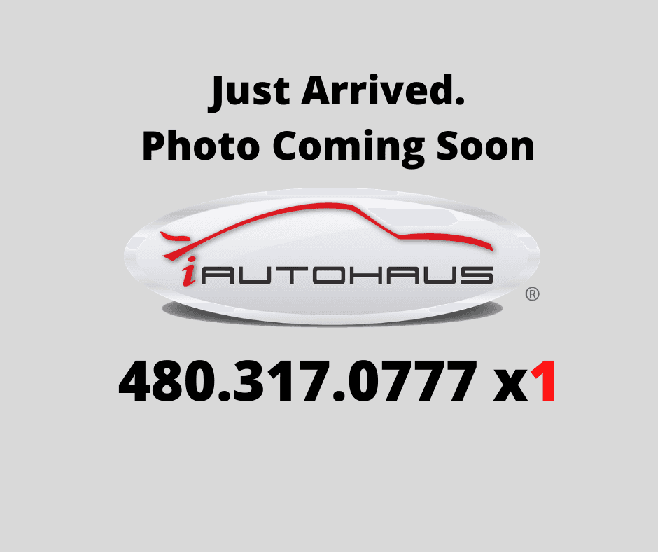 2023 Porsche Macan Base's photo