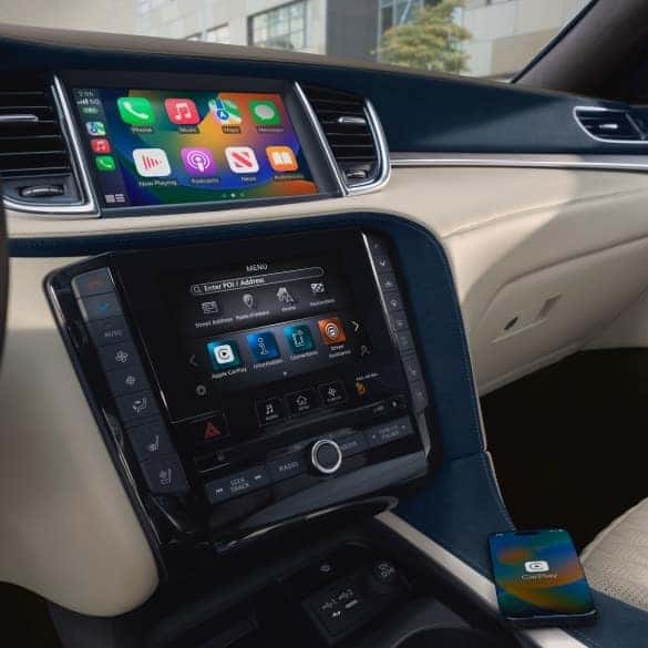 INFINITI Intouch Apple Carplay