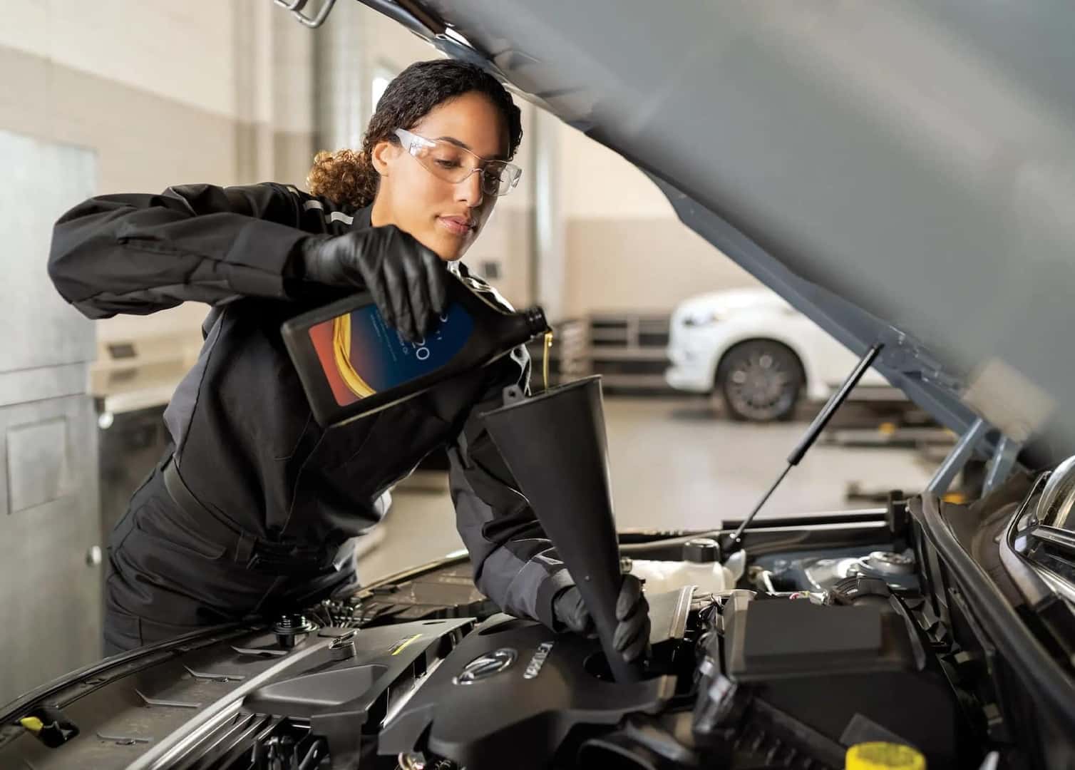 INFINITI oil change service