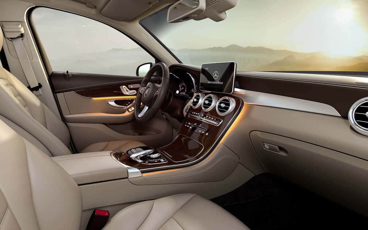 2017 GLC interior dashboard