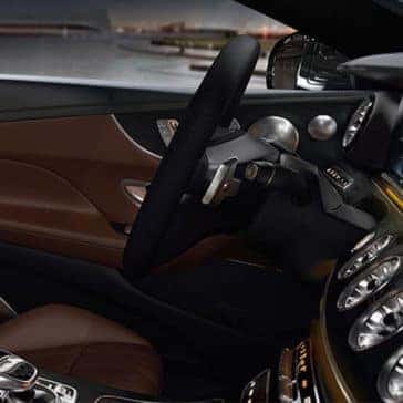2018 Mercedes-Benz E-Class front interior