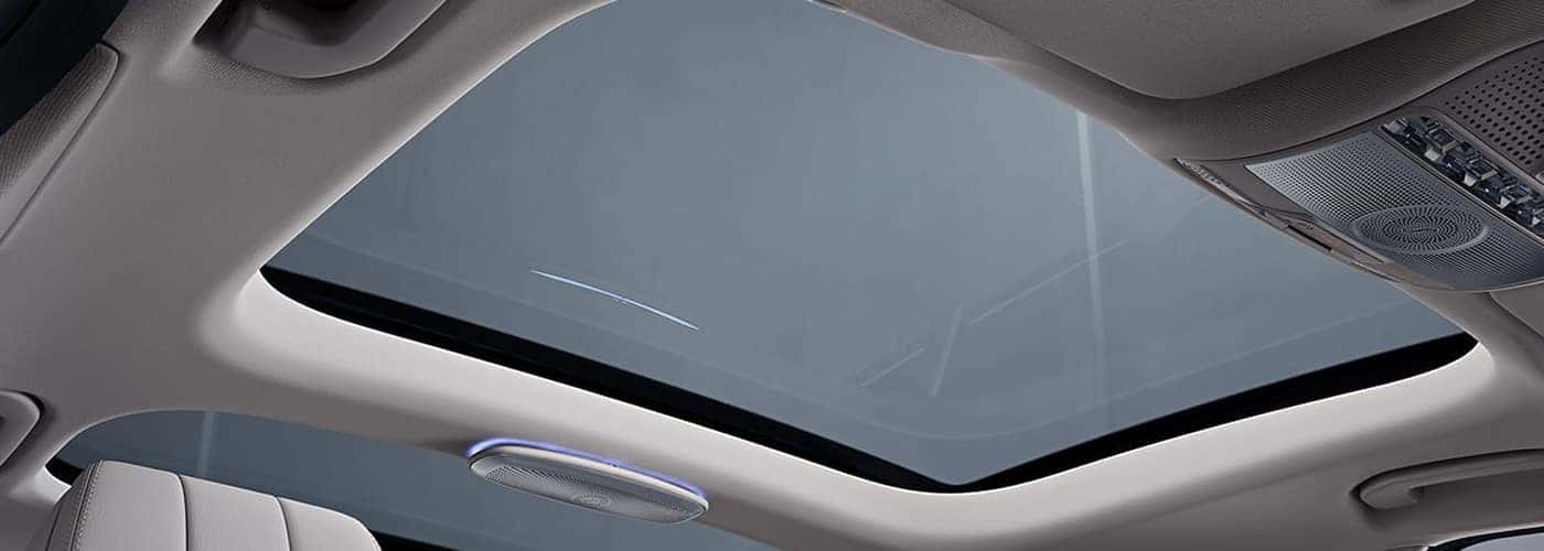 Mercedes panoramic on sale roof shade