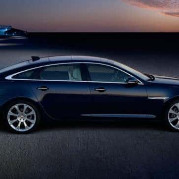 2018 Jaguar XJ side view