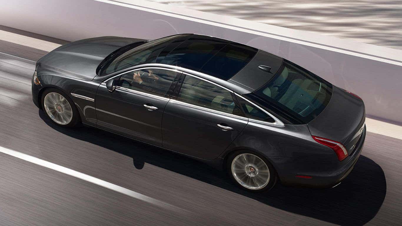 2018 Jaguar XJ top view