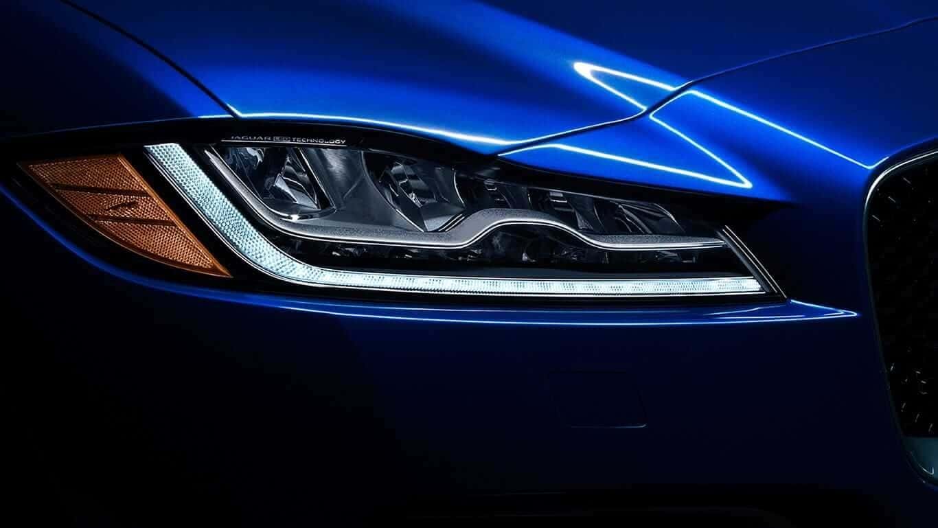 2018 Jaguar F-PACE headlight up close