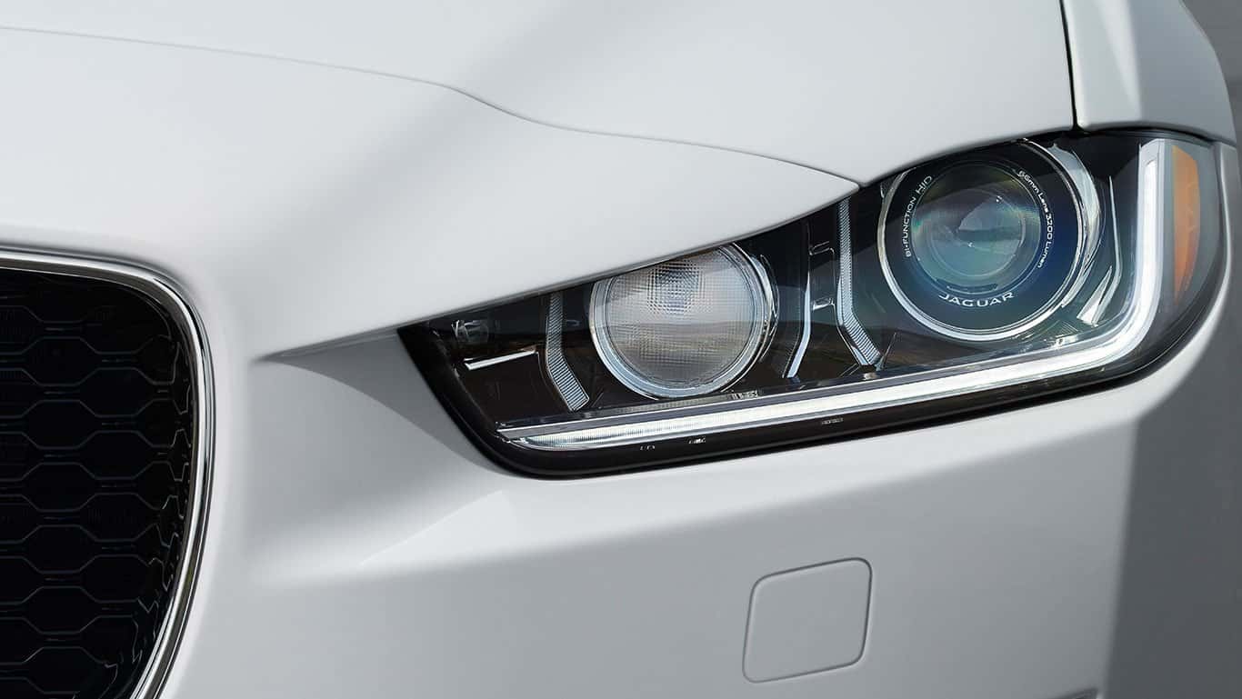 2018 Jaguar XE