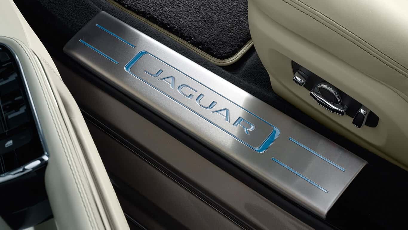 2017 Jaguar XJ
