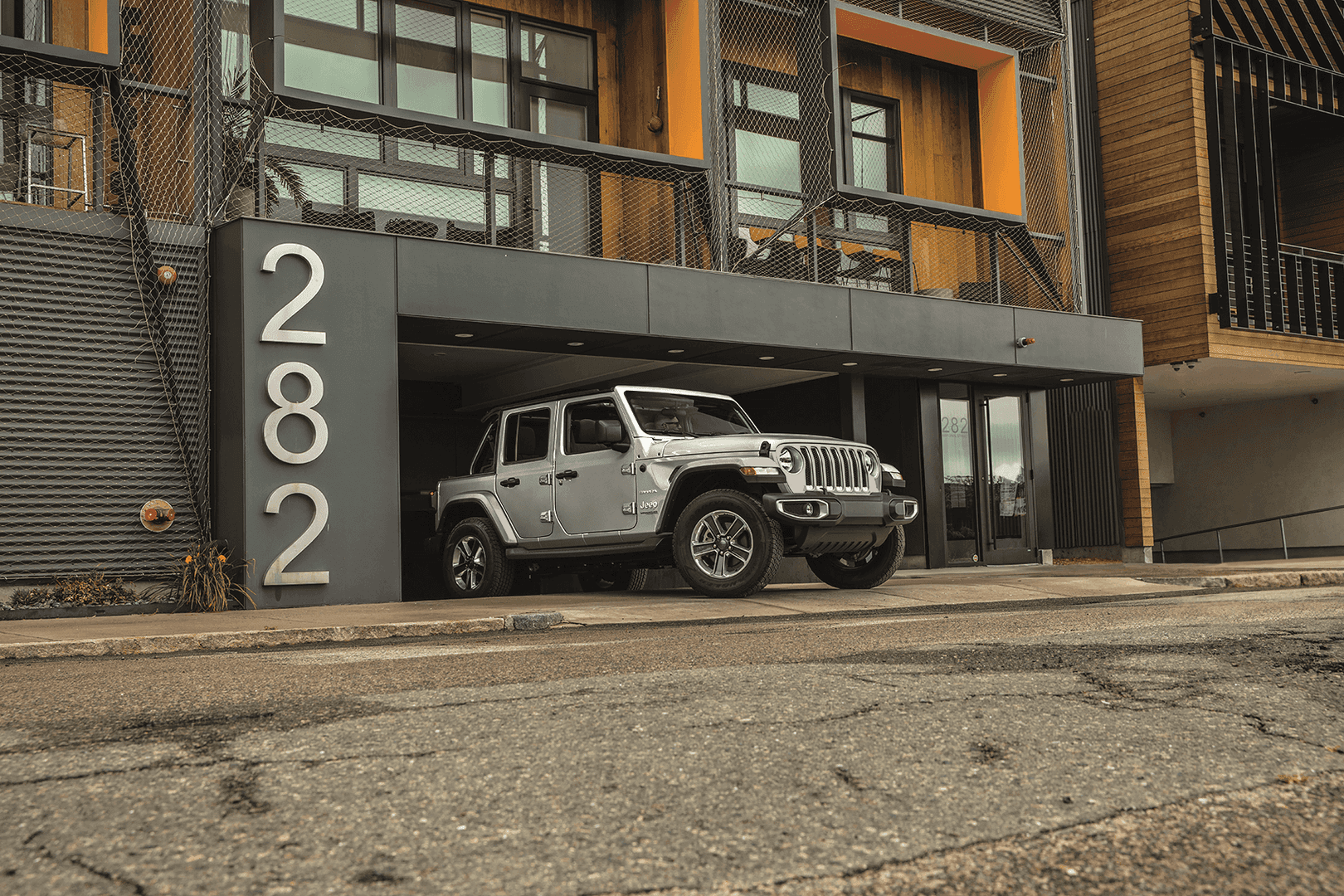 Jeep Wrangler vs Toyota 4Runner Walled Lake MI | LaFontaine CDJR of Walled Lake Jeep Wrangler vs Toyota 4Runner Walled Lake MI | LaFontaine CDJR of Walled Lake