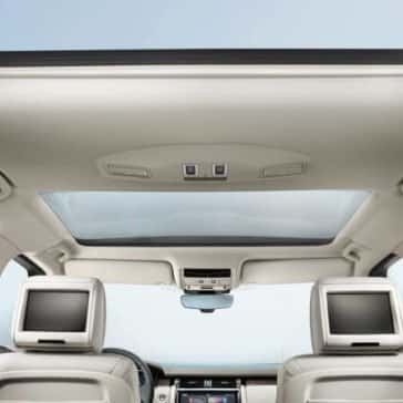 2017 Land Rover Discovery Interior