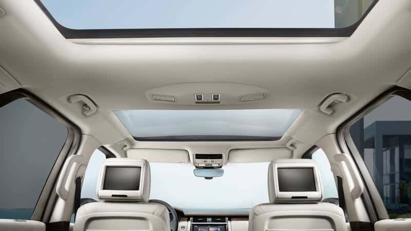 2017 Land Rover Discovery Interior