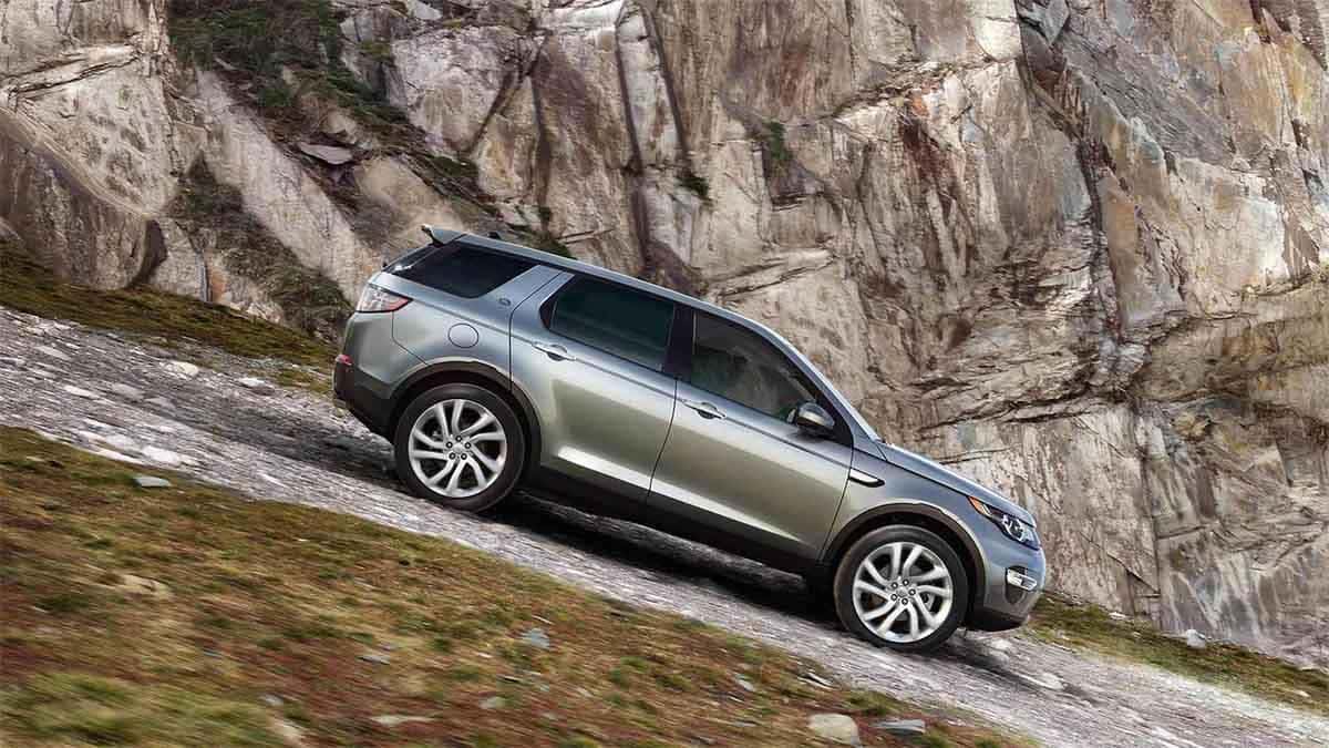 2018 Land Rover Discovery Sport exterior