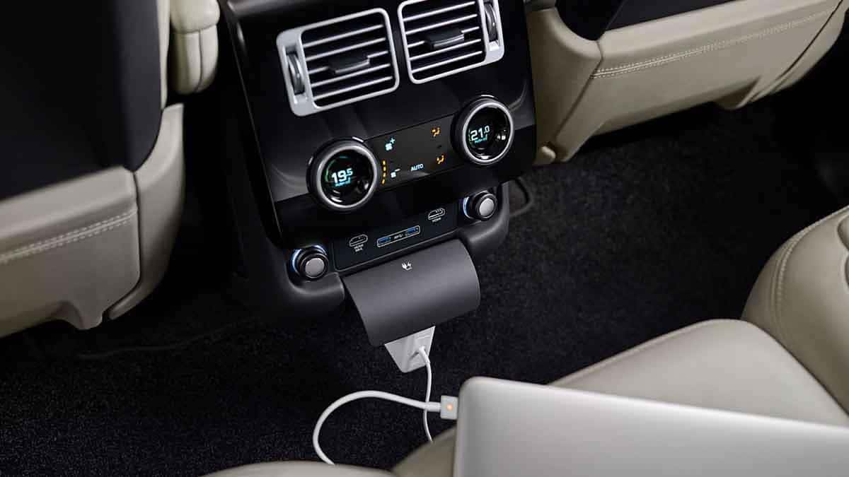 2018 Land Rover Range Rover features
