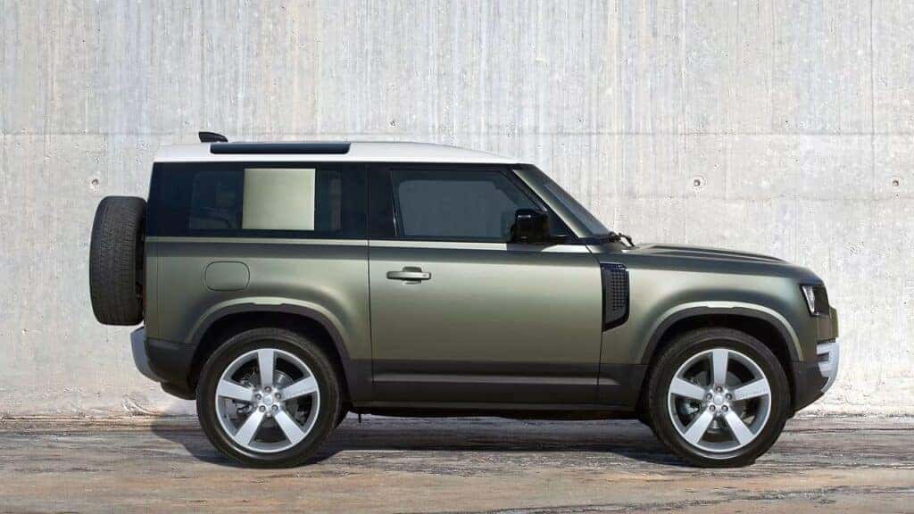 New 2025 Defender 90 S P300