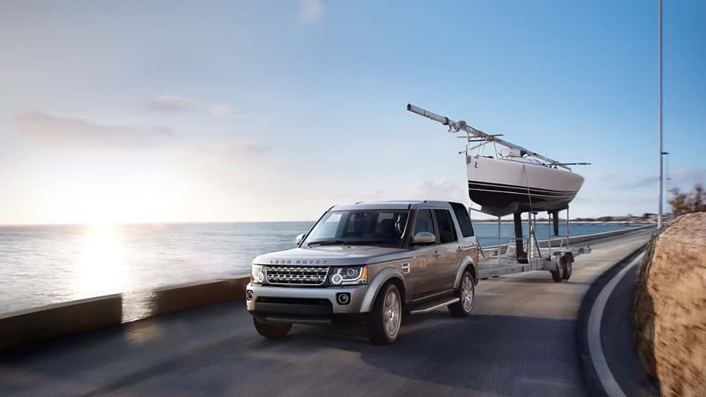 2016 Land Rover LR4 towing