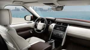 2017 Land Rover Discovery interior