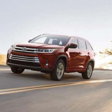 2018 Toyota Highlander red exterior