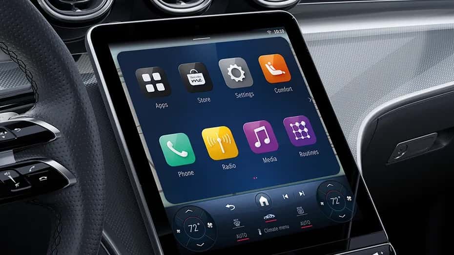 Apple carplay and android auto in the Mercedes-Benz C300