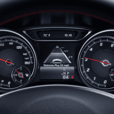 2018-Mercedes-CLA-interior-edison-nj