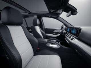 885A - White/ Black Nappa Leather
