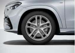 RWD - 21 AMG Twin 5-Spoke
Wheels