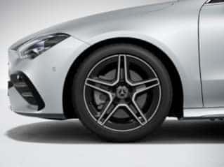 RQT - 18 AMG Twin 5-Spoke Wheels
w/ Black Accents