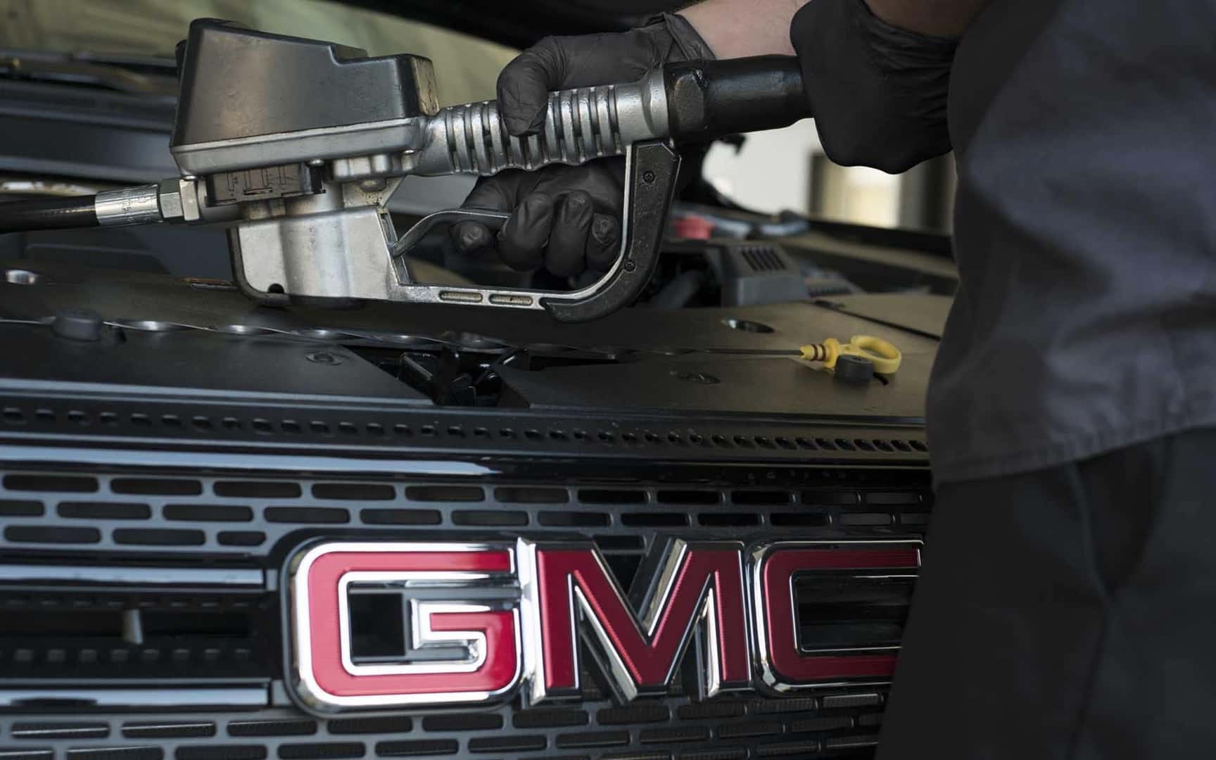 2021 GMC Canyon Oil Change Oil Chane Cost Near Fresno, Clovis