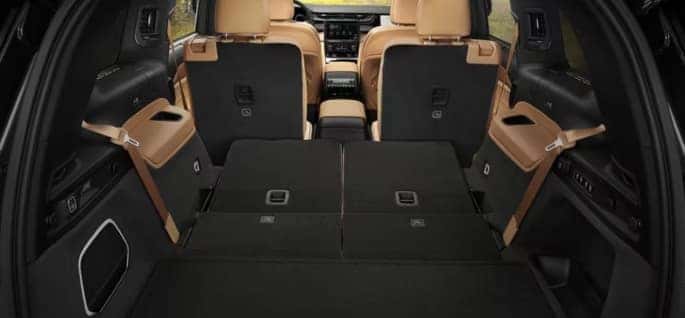 2024 Jeep Grand Cherokee Interior