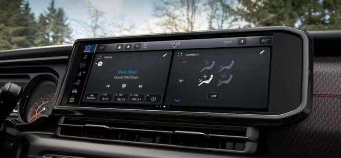 2024 Jeep Gladiator Technology