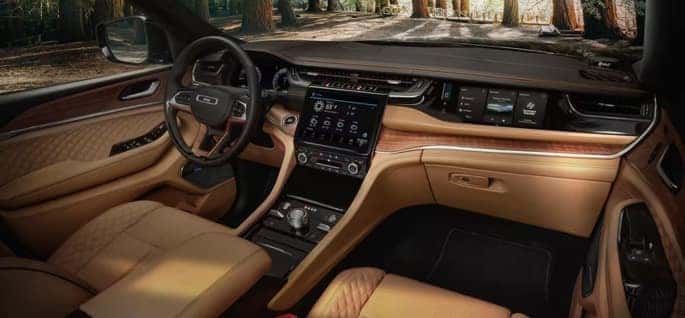 2024 Jeep Grand Cherokee Technology