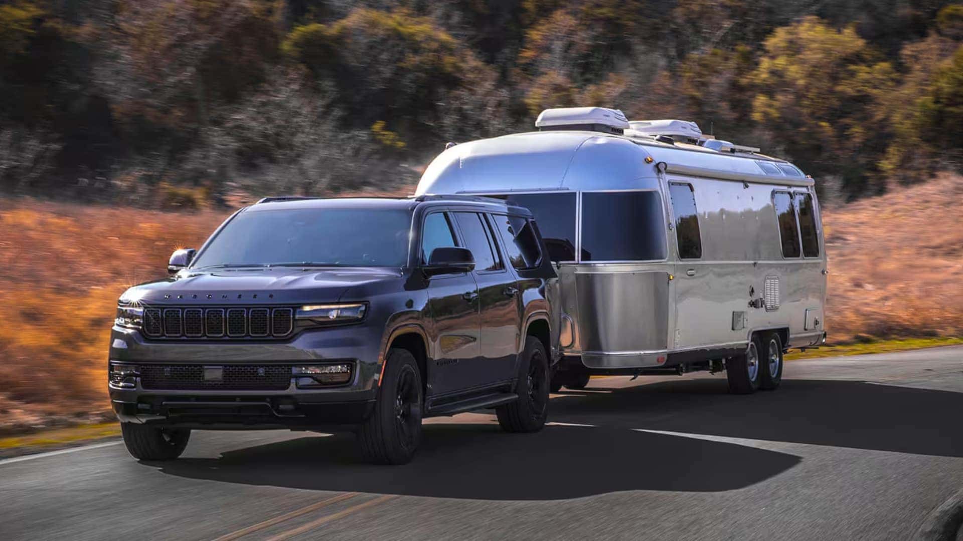 2024 Jeep Wagoneer Cover Image
