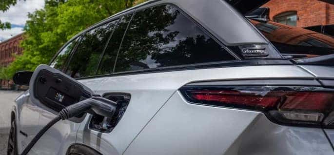 2024 Wagoneer S Charging