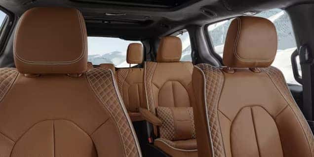 2024 Chrysler Pacifica Plug-in Hybrid Interior