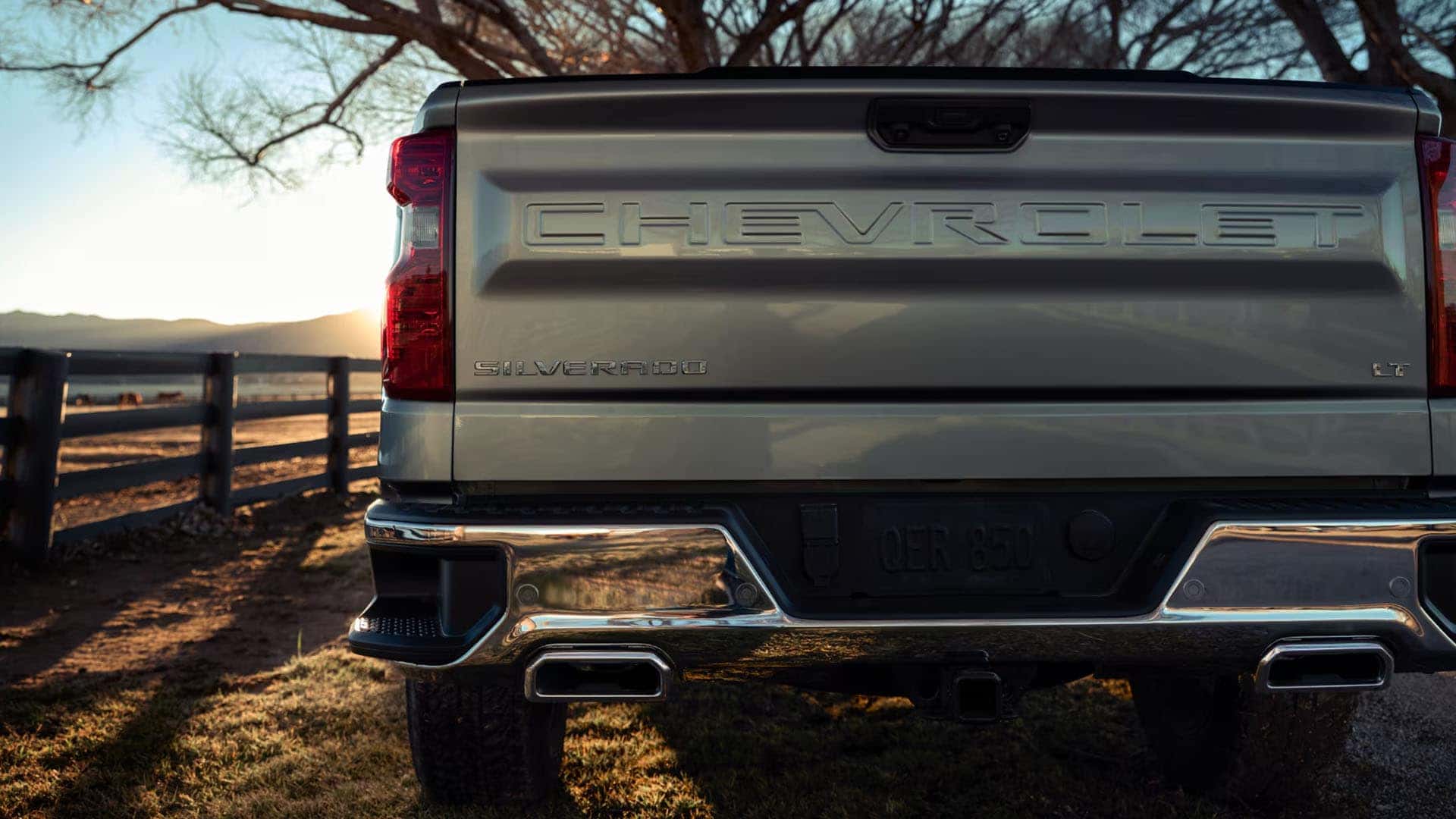 2026 Silverado 1500 bed lighting and power
