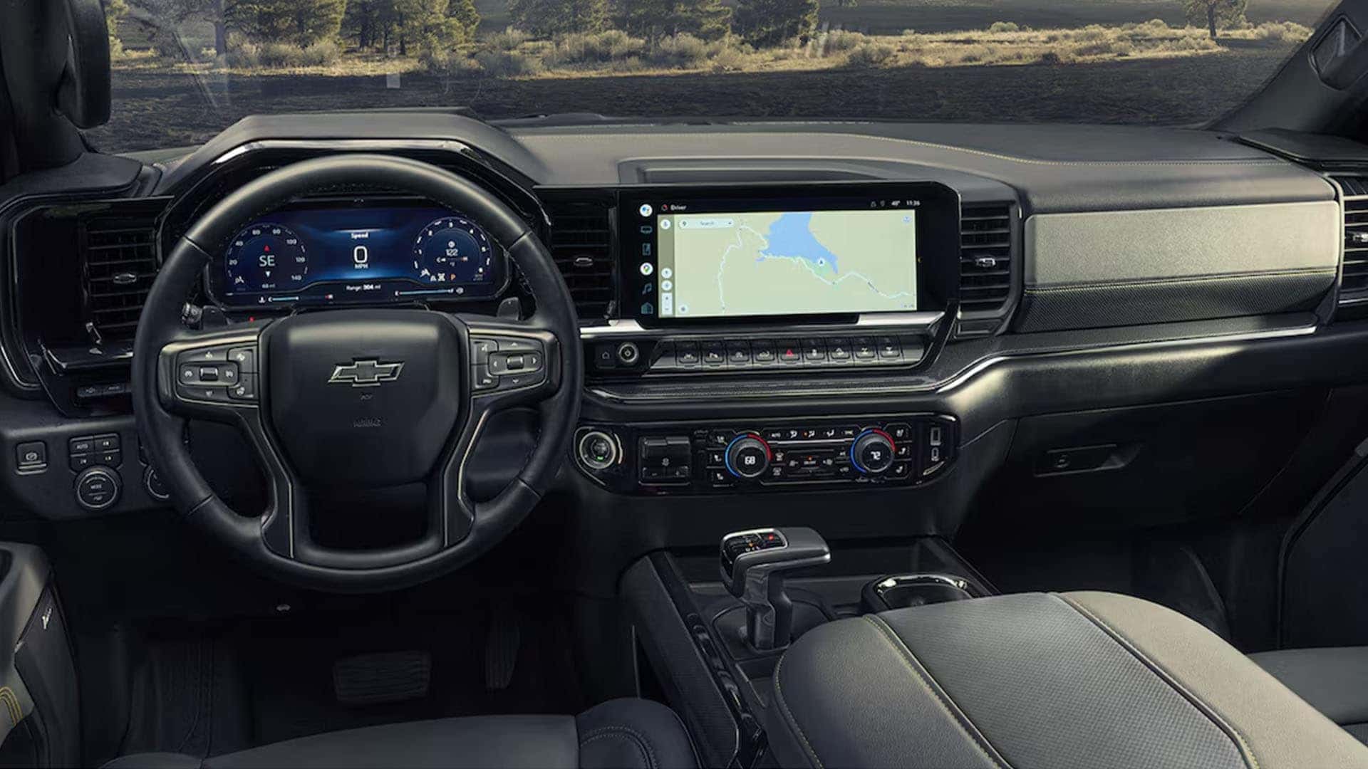 OnStar and connected services in the 2026 Silverado 1500