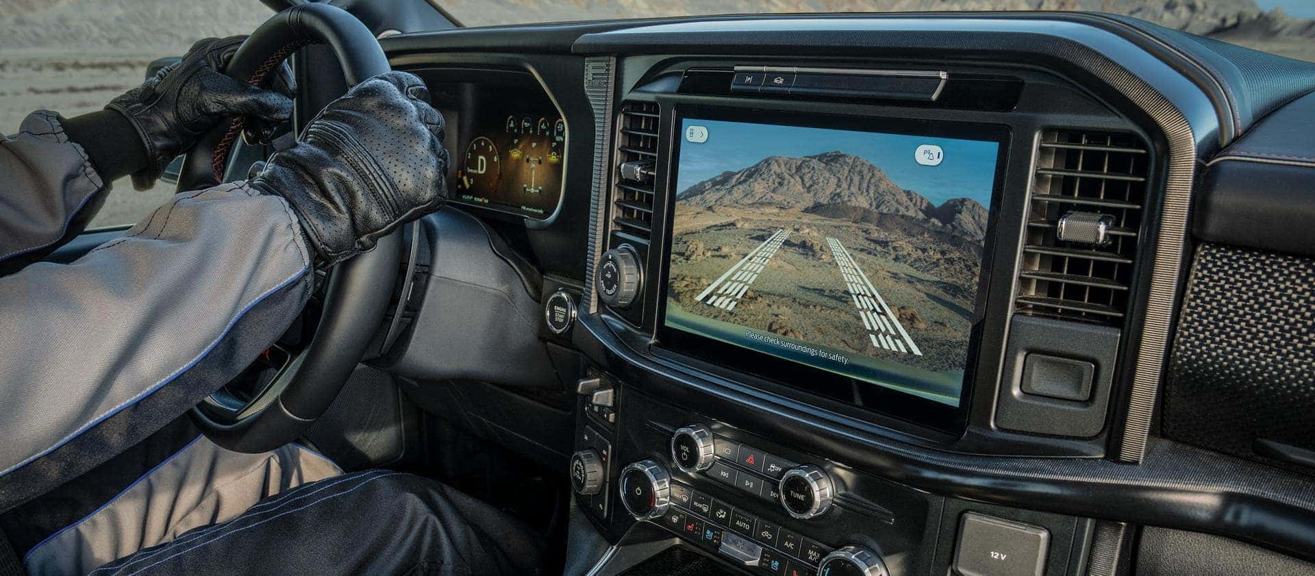 F-150 towing mirrors and multiple camera views
