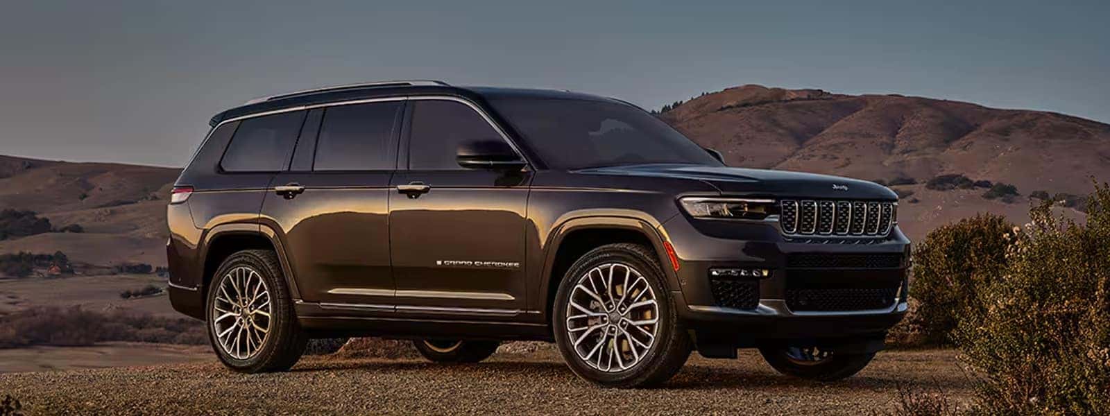 2025 Jeep Grand Cherokee cover
