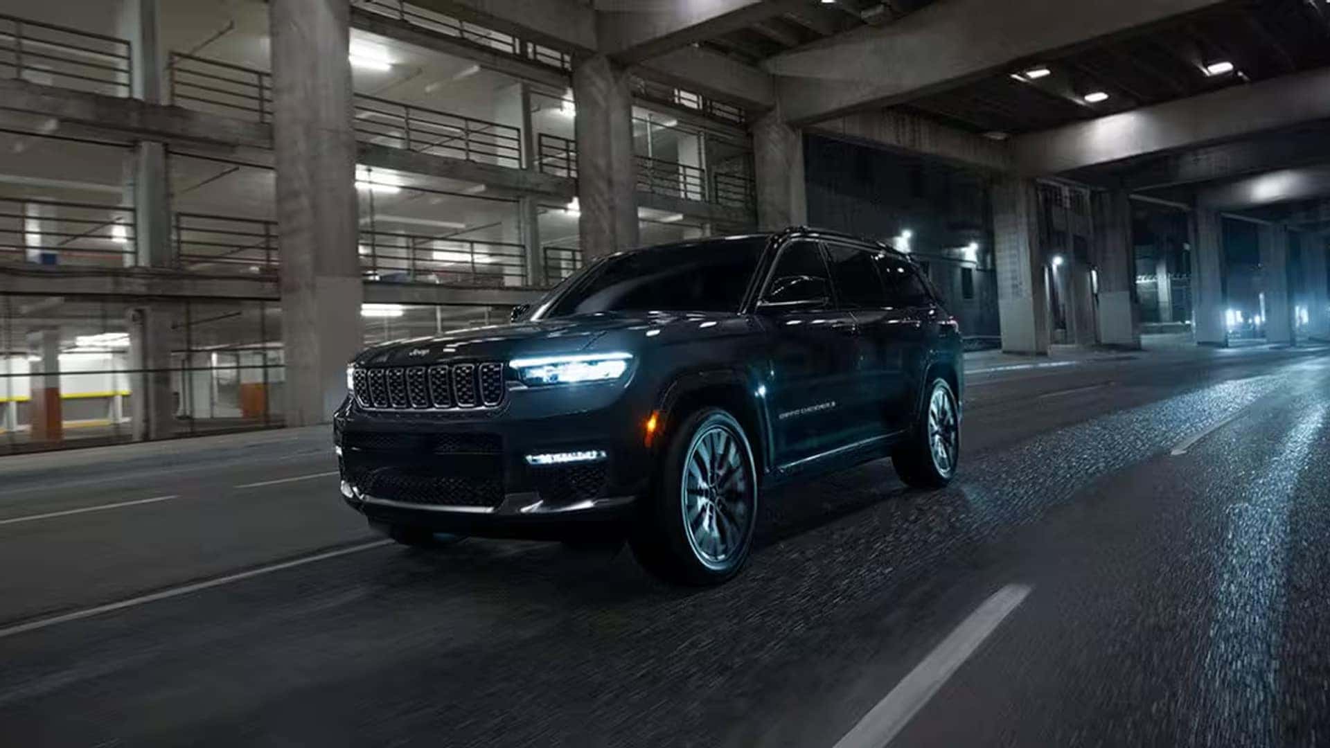 2025 Jeep Grand Cherokee exterior