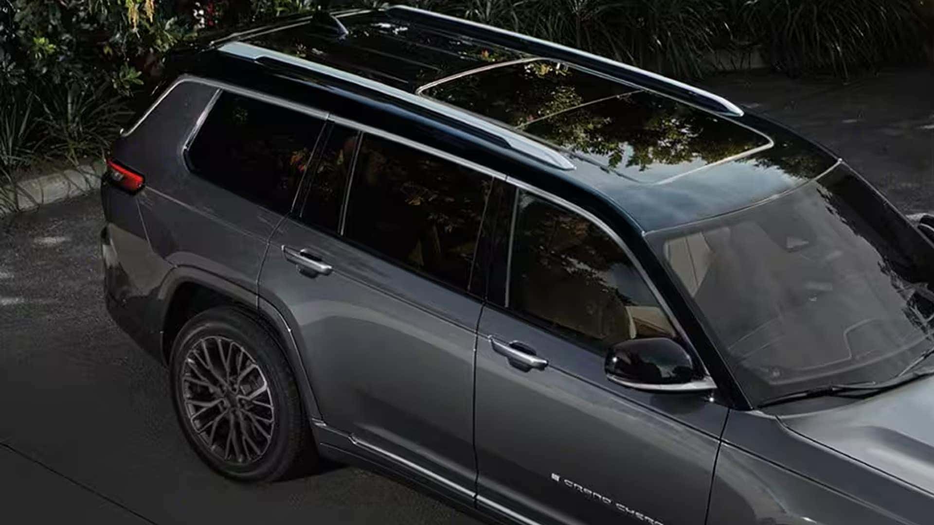 2026 Jeep Grand Cherokee exterior convenience features