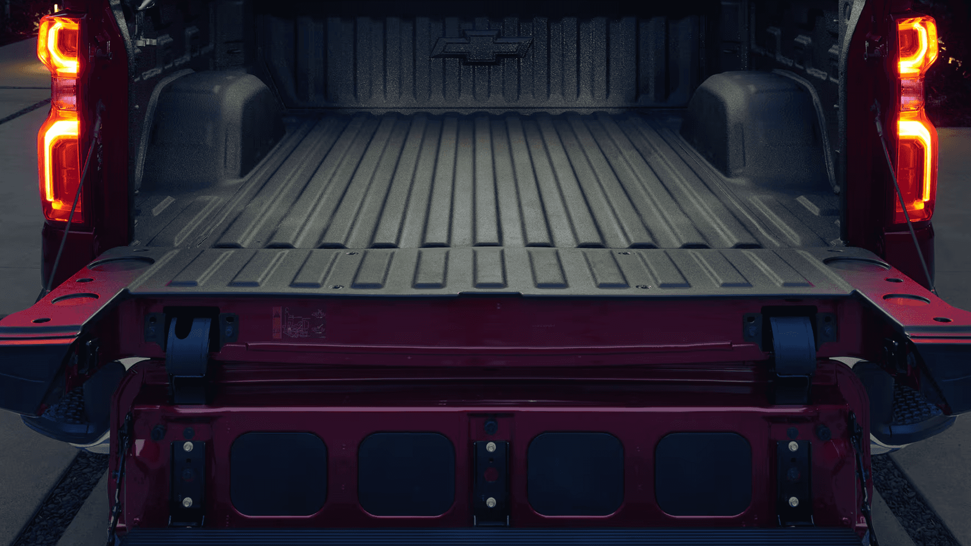 2026 Silverado 1500 Durabed and Multi Flex Tailgate