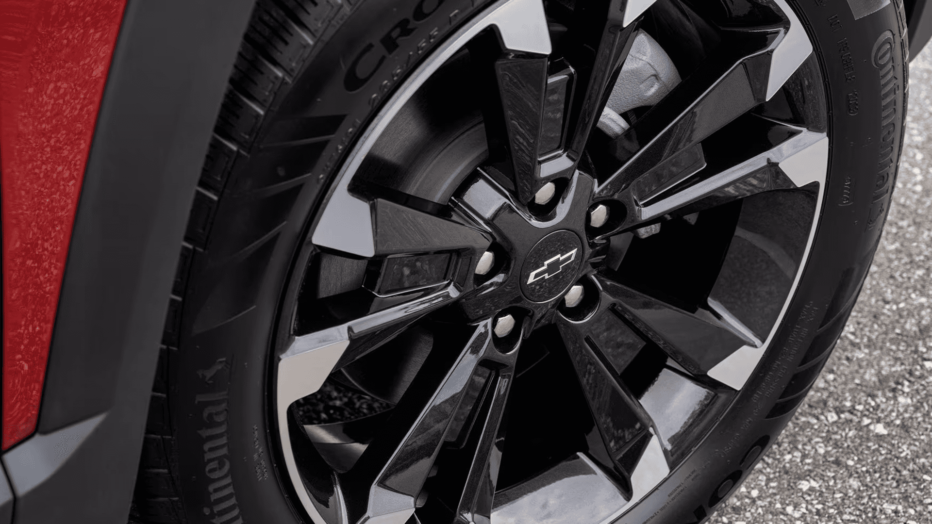 2026 Chevy Equinox wheels and tires detail