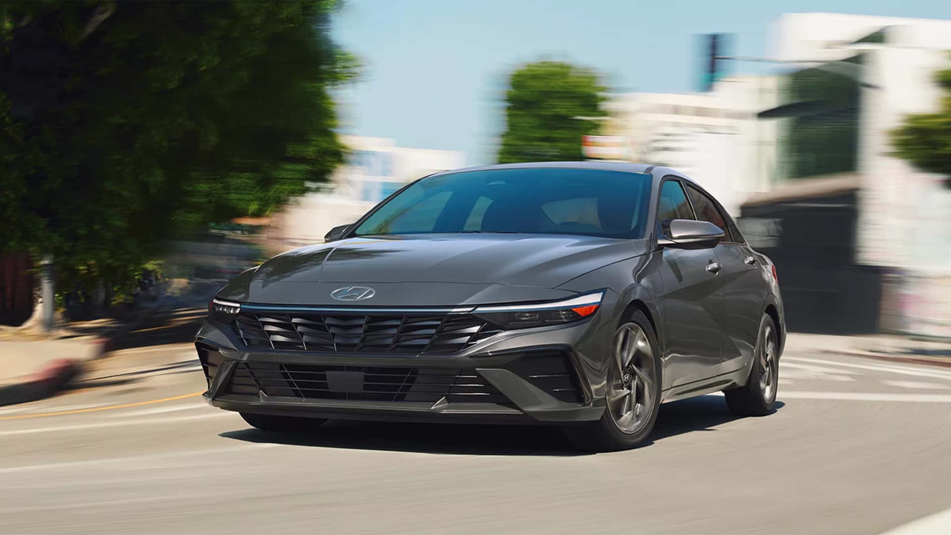 2025 Hyundai Elantra handling