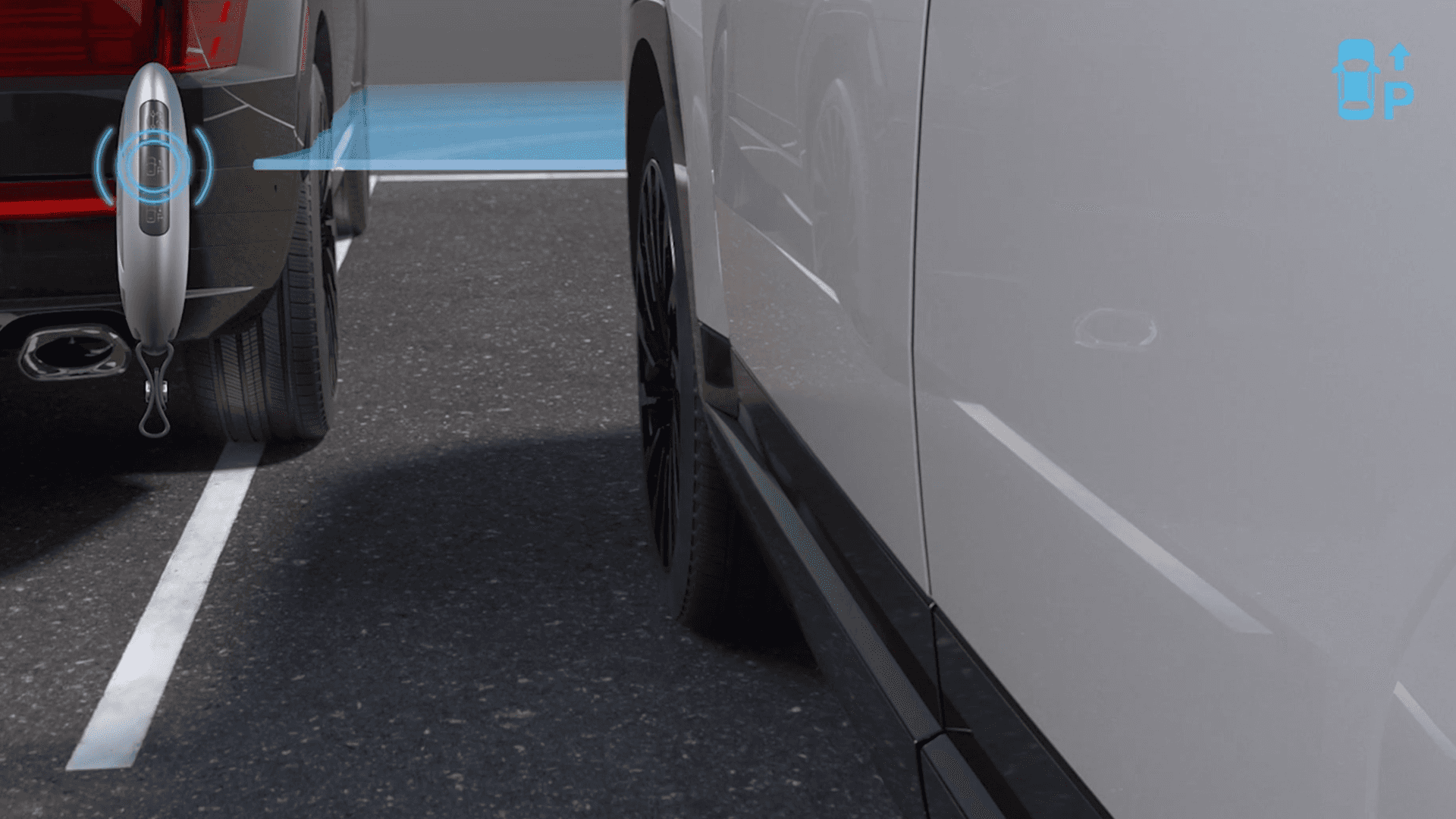 Close side view of two vehicles in a tight parking space with a smart key graphic and blue guidance overlay, illustrating remote smart parking assist moving the vehicle into or out of the spot.